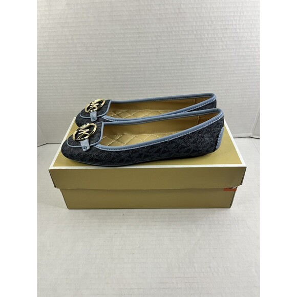 NEW IN BOX NIB MICHAEL KORS LILLIE MOC ADMIRAL PALE BLUE FLATS SIZE 5.5 - Picture 4 of 9